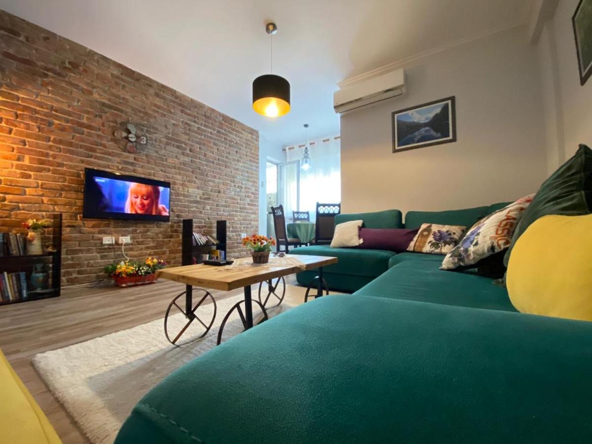 Ultra Apartments 'New Baazar' ติรานา ภายนอก รูปภาพ