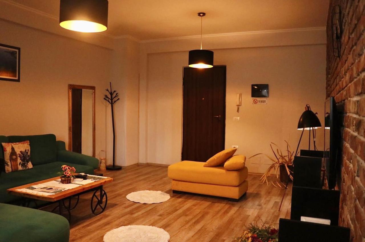 Ultra Apartments 'New Baazar' ติรานา ภายนอก รูปภาพ